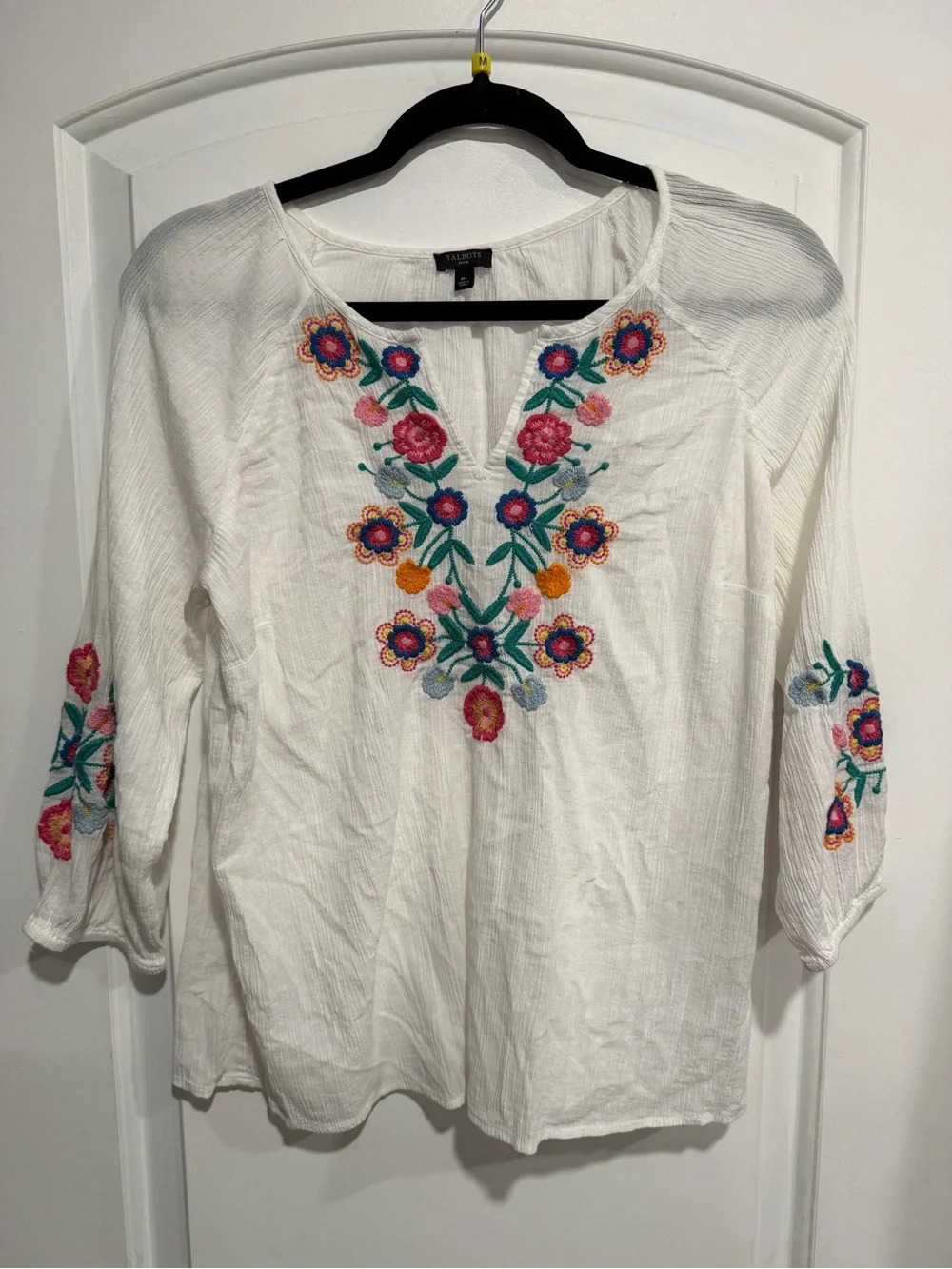 Talbots Embroidered White Boho Peasant Top - Floral Detail Size Medium Petite